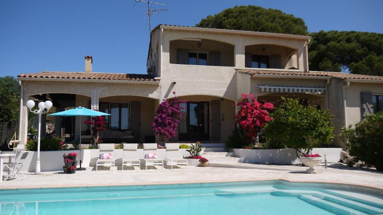 Grand Appartement Dans Maison Avec Piscine Privee Fréjus Exteriör bild